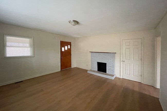 Building Photo - 1154 Keene-Troy Rd