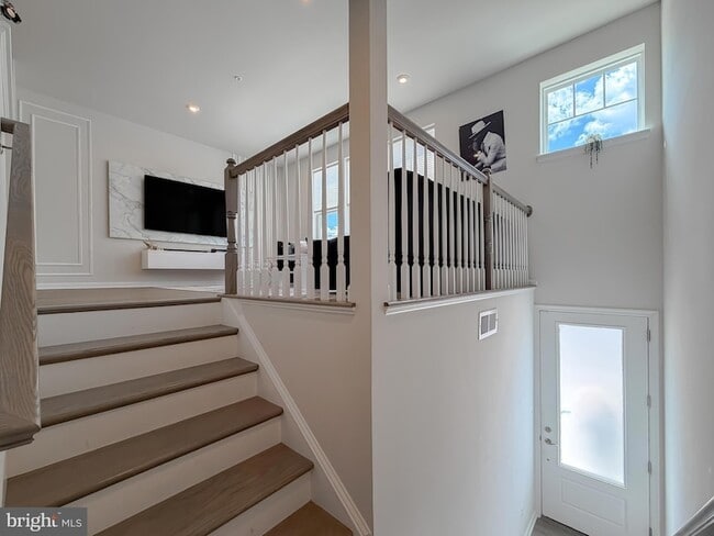 Building Photo - 23332 Sugar Pine Ln