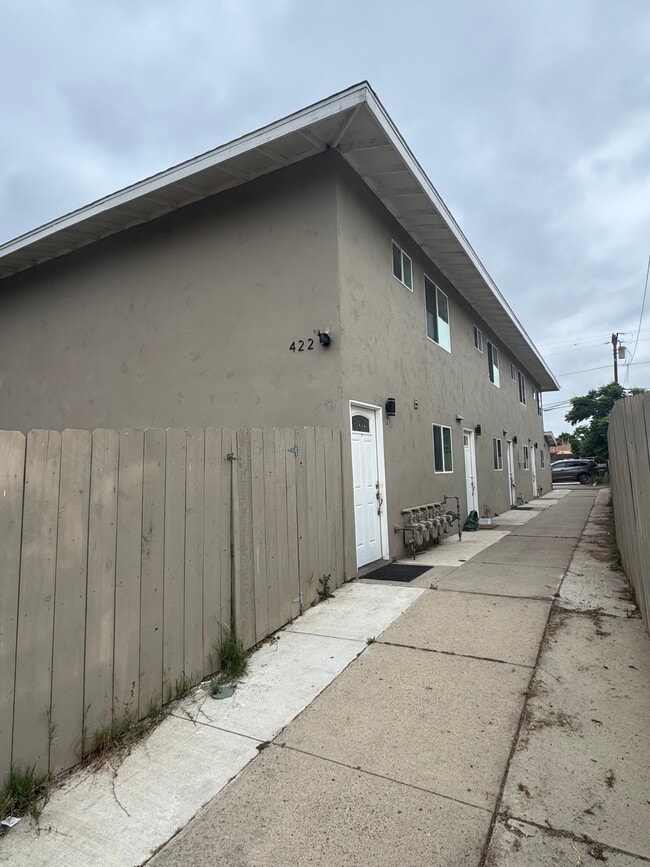 Building Photo - 422 Grand Ave