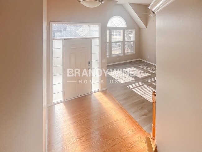 Building Photo - 13313 Redwood Ln