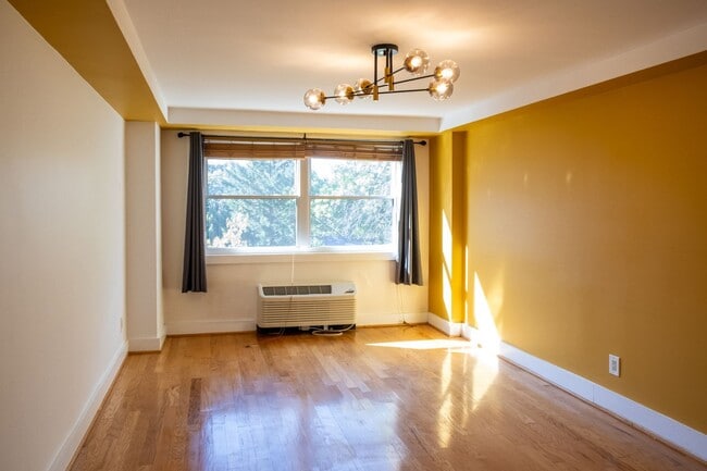 Building Photo - Bright and Peaceful One-Bedroom with Built...
