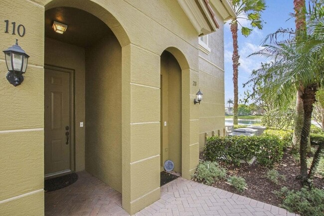 Building Photo - 4890 Bonsai Cir
