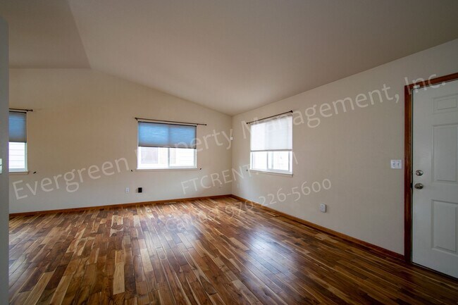 Foto del edificio - 2371 Turquoise St