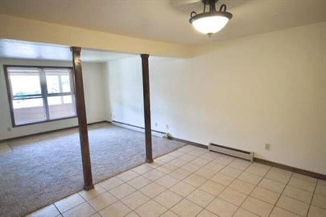 Building Photo - 2344 Canter Ln