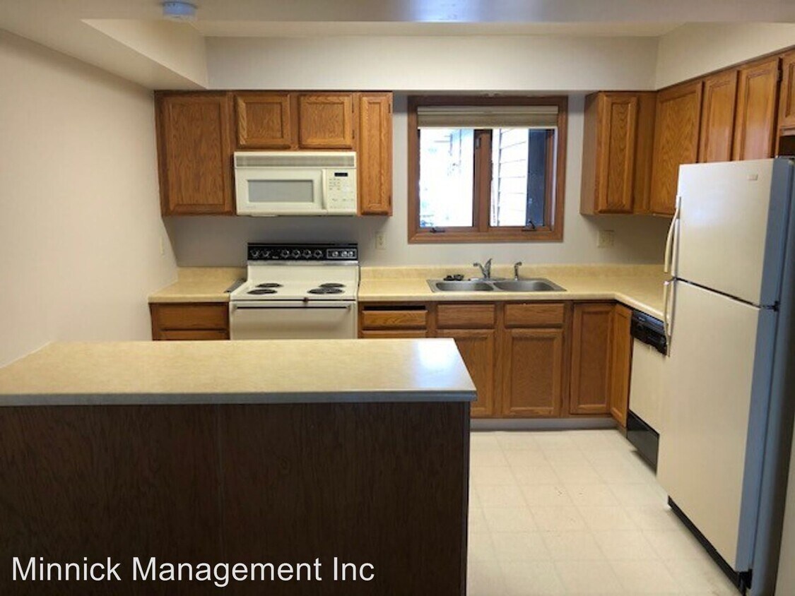 Primary Photo - 1703 W Olive St