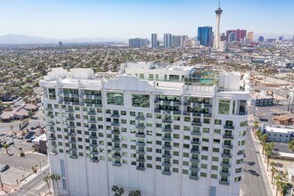 Building Photo - 900 Las Vegas Blvd S