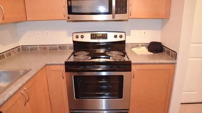 Foto del edificio - 118 107th Ave NE