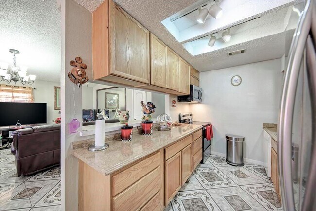 Building Photo - 10609 Turner Dr