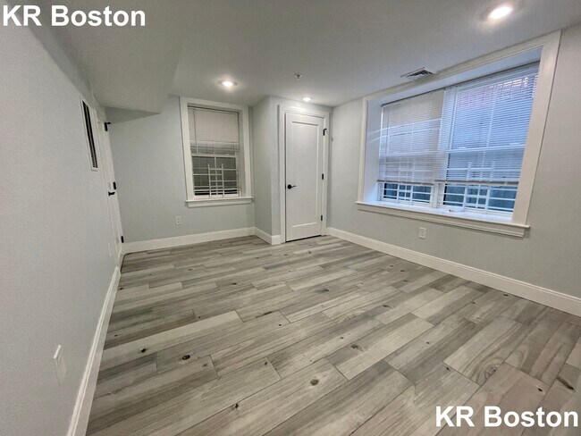 Foto del edificio - 88 Linden St