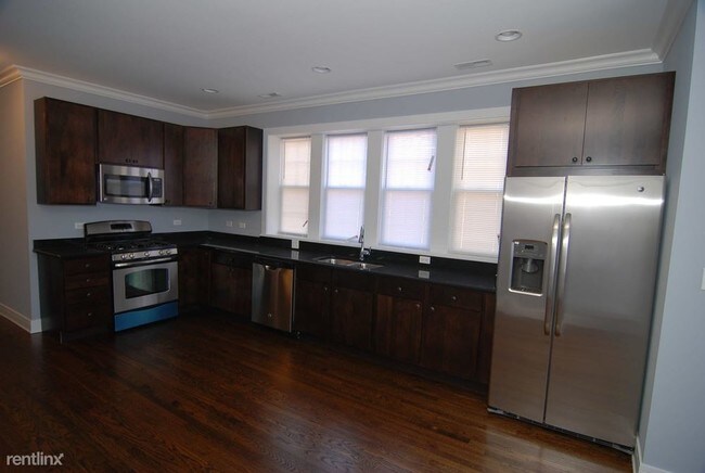 Building Photo - 2 br, 2 bath Condo - 2453 W Arthur Ave
