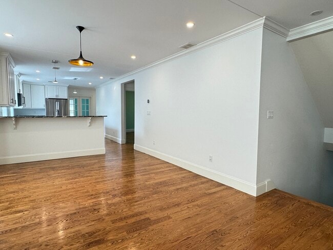 Foto del edificio - 409-411 Walden St
