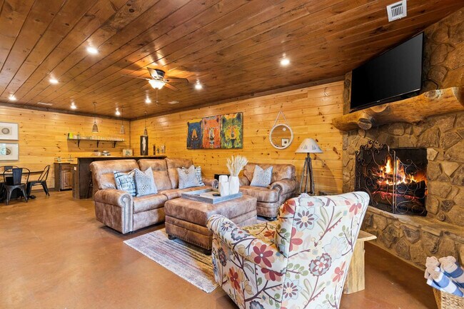 Foto del edificio - 98 Shalom Ln