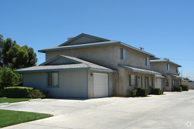 Foto del edificio - 15735 Tokay St
