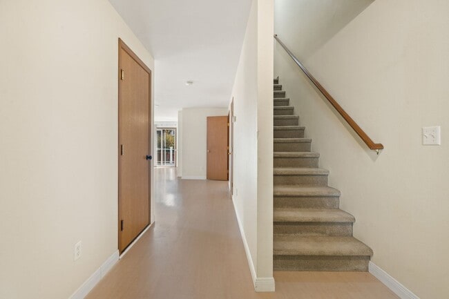 Building Photo - Charming 3-Bedroom Home in Bremerton