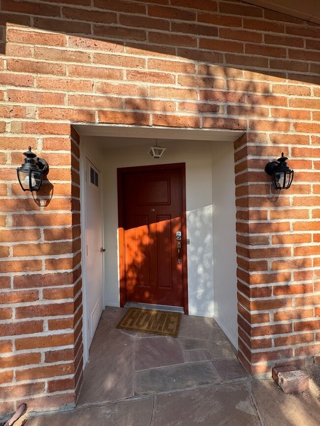 Foto del edificio - 9063 E Bellevue St