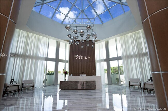 Foto del edificio - 3131 NE 188th St