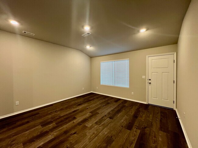 Foto del edificio - 3412 SW Adoration St