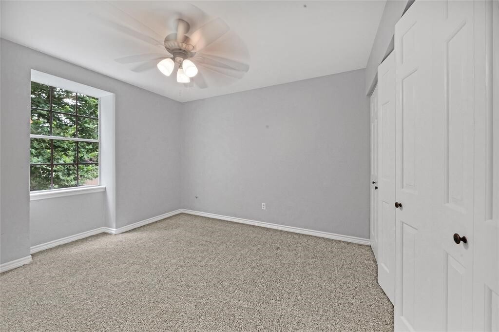 Building Photo - 18035 Rolling Creek Dr