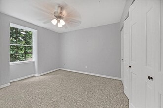 Building Photo - 18035 Rolling Creek Dr