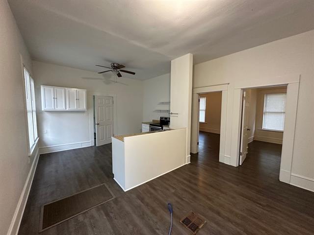 Foto del edificio - 2627 Dillard St