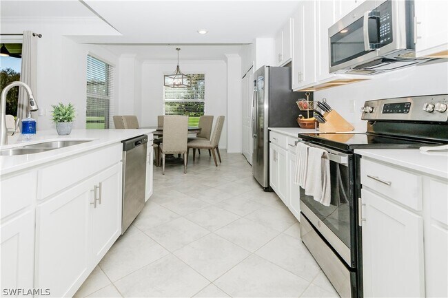 Foto del edificio - 6082 National Blvd