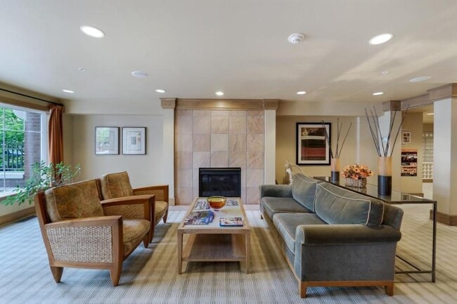 Building Photo - 1 bedroom in Seattle WA 98107