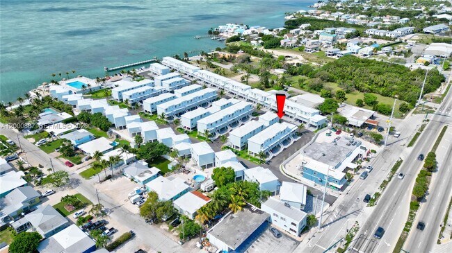 Foto del edificio - 10877 Overseas Hwy