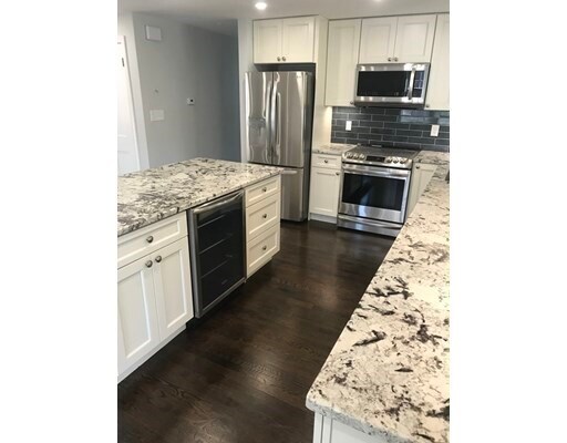 Foto principal - 1062 Hillside St