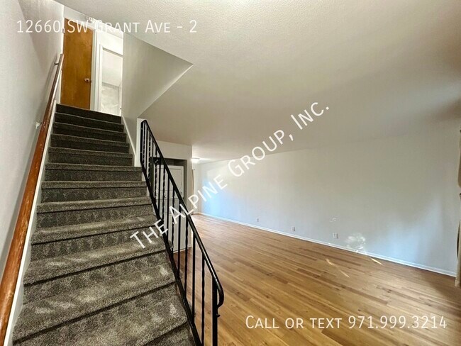 Building Photo - 2 Bedroom in Quiet Multiplex!