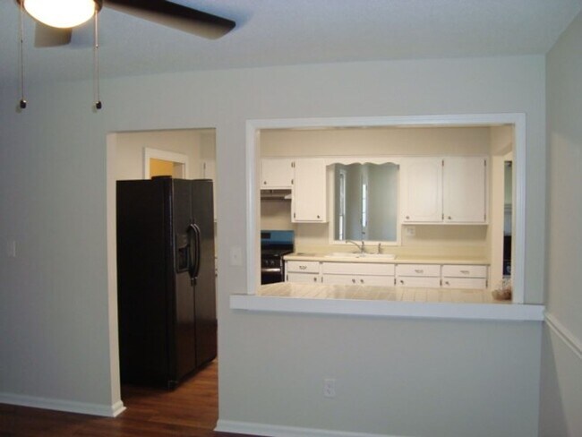 Foto del edificio - Move in Ready 3 bedroom!