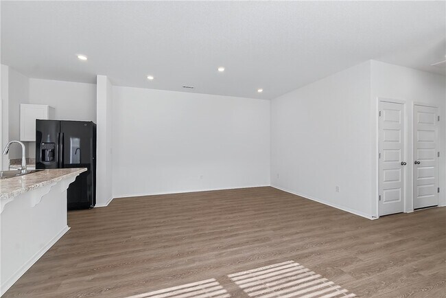 Foto del edificio - 6802 SW Dignity Ave