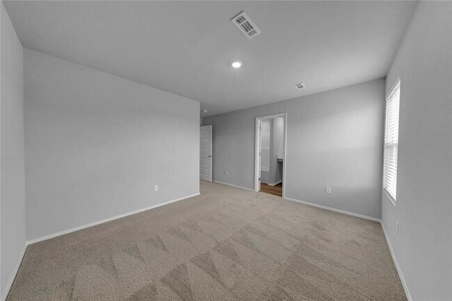 Building Photo - 3406 SW Endearment St