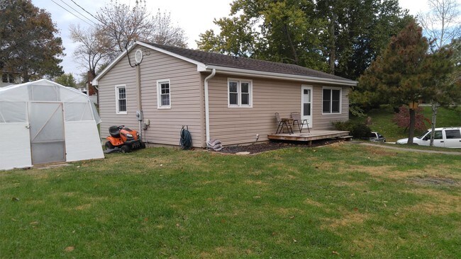 Foto del edificio - 122 E Cleveland St