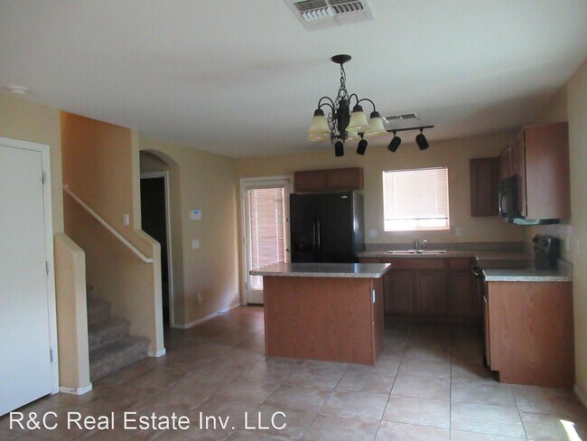Foto del edificio - 3 br, 2.5 bath House - 349 S Aaron