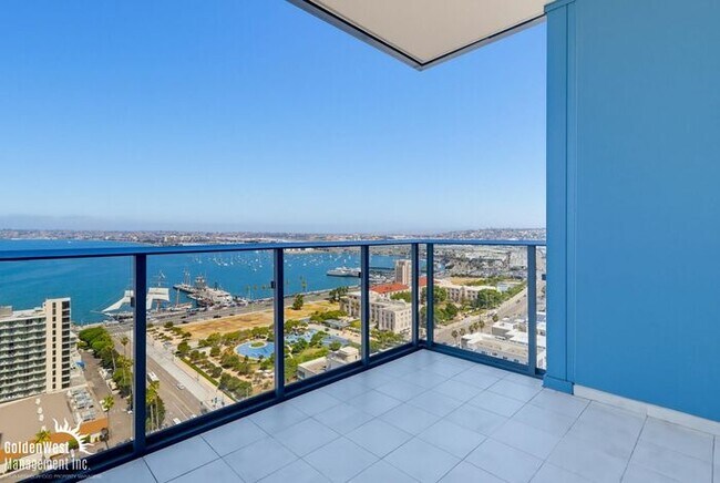 Foto del edificio - Modern 2Bdm 2Ba Condo with Stunning Bay Views in Savina Downtown San Diego!