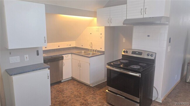 Foto del edificio - 339 Fletcher St