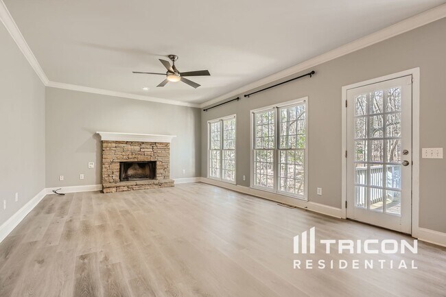 Foto del edificio - 5390 Overbend Trail