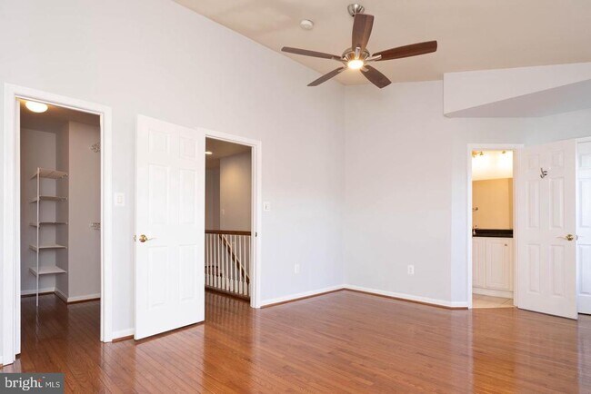 Building Photo - 2011 Pieris Ct