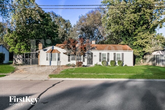 Building Photo - 4880 Hardell Dr