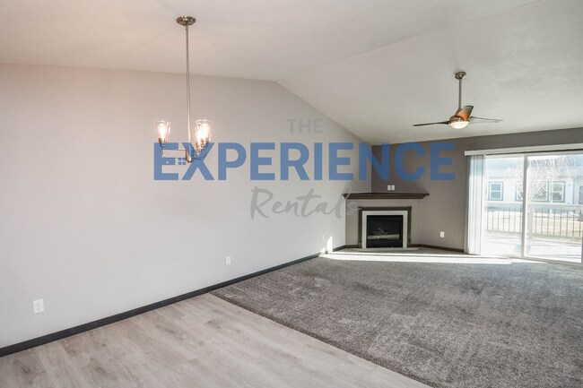 Foto del edificio - 3501 S Outfield Cir