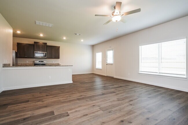 Foto del edificio - 310 Patton Ln