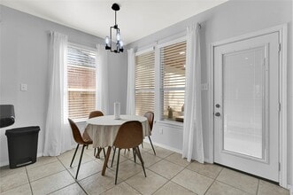 Building Photo - 25515 Buffalo Springs Ct