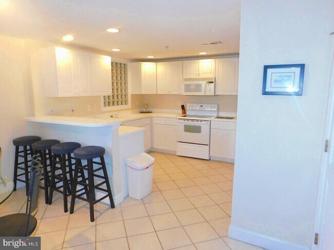 Foto del edificio - 4500 Coastal Hwy