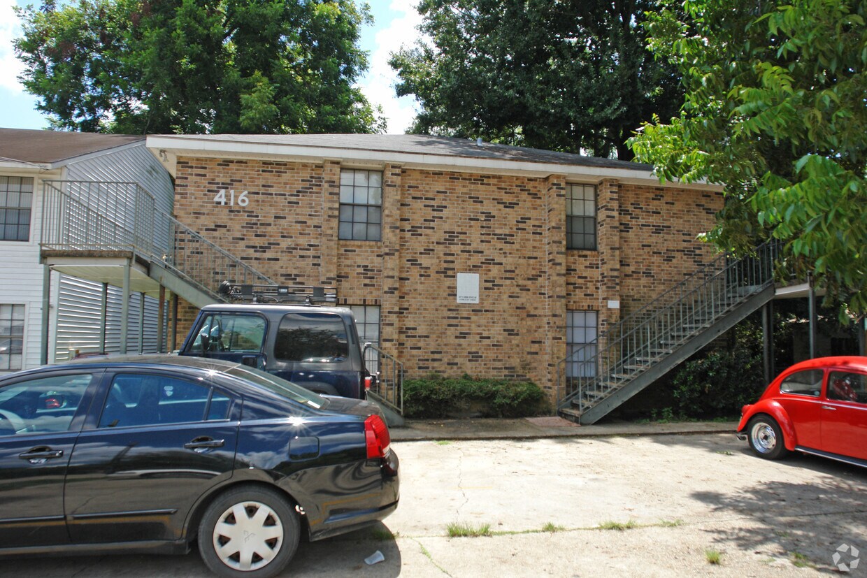 Building Photo - 416 General Mouton Ave
