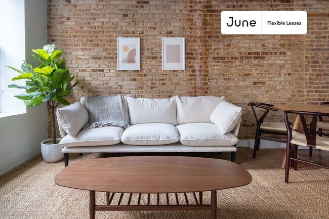 Foto del edificio - Harmonious ROOM at The Clark House