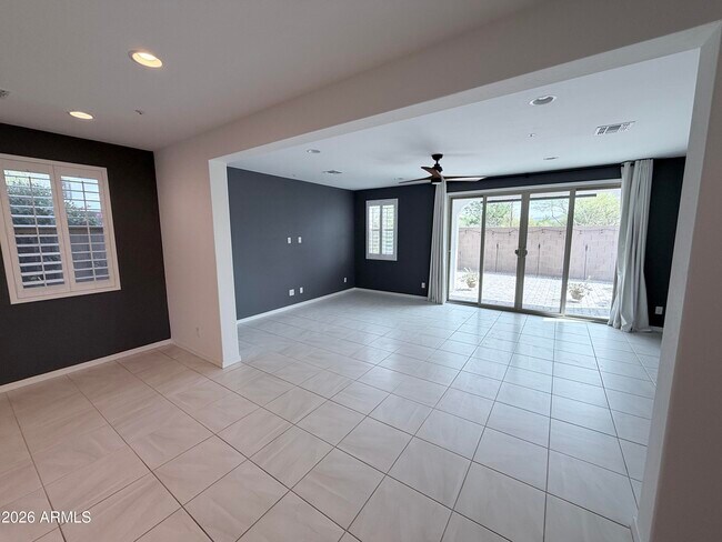 Foto del edificio - 31766 N 24th Dr