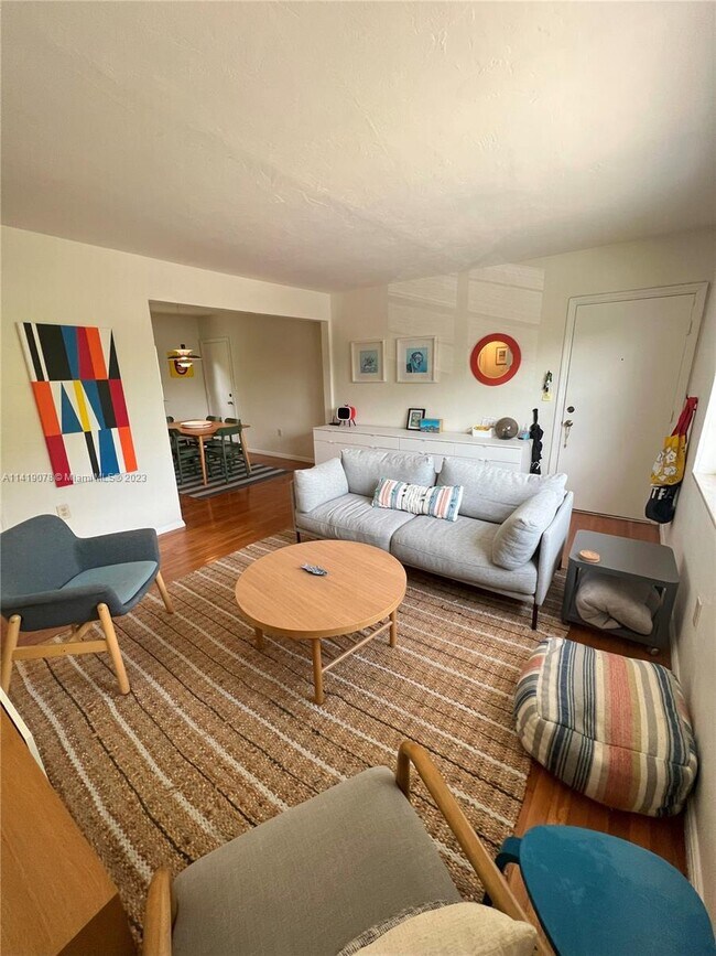 Foto del edificio - 7865 SW 57th Ave