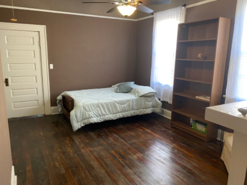 Foto principal - 3436 14th Ave