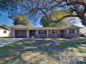 Building Photo - 3307 32nd St W