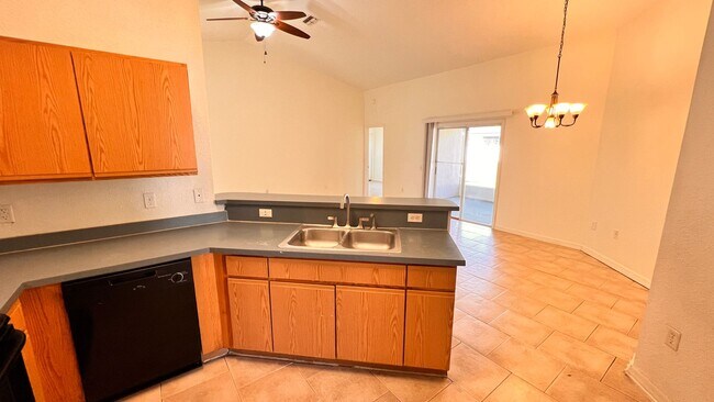 Foto del edificio - Great 4/2 Home - 725 Pelican
